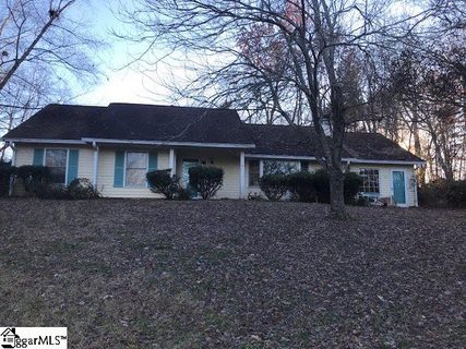 124 Manchester Drive