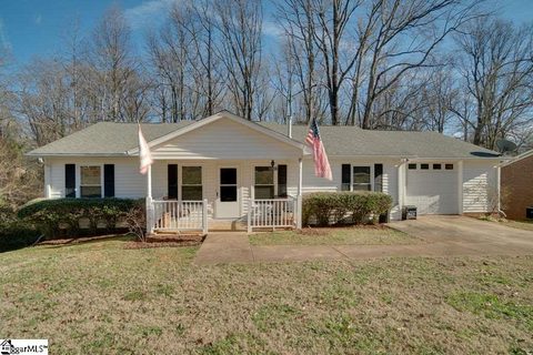 111 Boxwood Lane