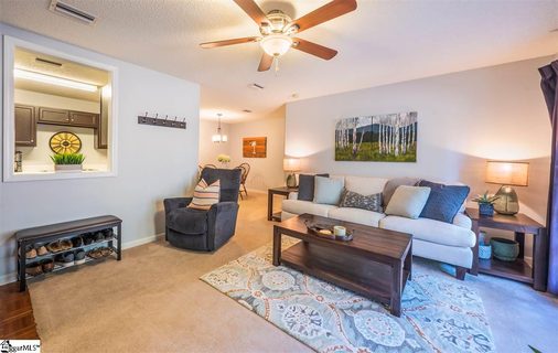 302 Pelham Square Way sold condo in Pelham Square, Greer, SC