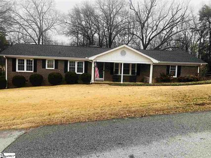 8 Hastings Circle