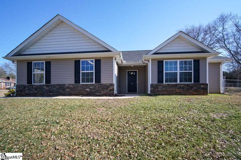 313 Midland Drive sold home in Cottonwood, Easley, SC
