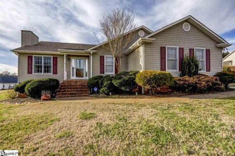 120 Brooke Lee Circle