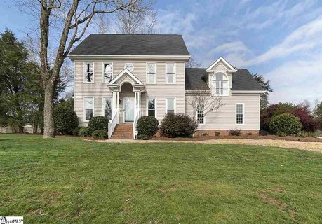 120 Farmwood Drive sold home in Woodgreen, Fountain Inn, SC