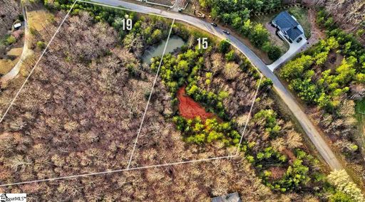 15 Packforest Road sold lot in Pack Ridge, Taylors, SC