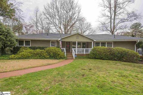 11 Hermitage Road sold home in Lake Forest Heights, Greenville, SC