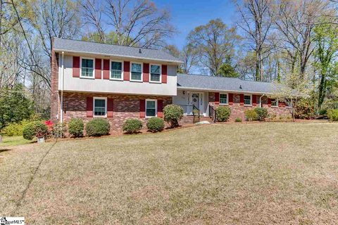 202 Dellrose Circle