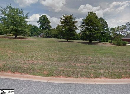 915 Lansfair Drive