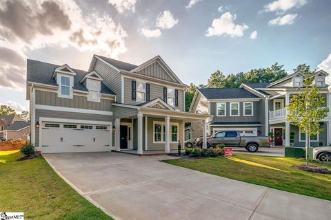603 Creekside Bluff