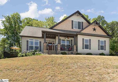 120 Hawkcrest Court sold home in Hawk Pointe, Travelers Rest, SC