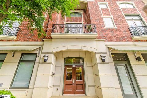 111 E Mcbee Avenue Unit 203 sold condo in The Bookends, Greenville, SC