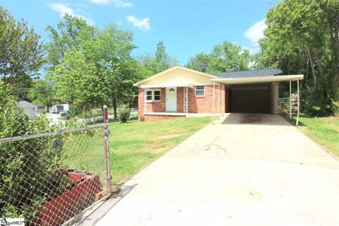 114 Bluff Drive sold home in Kennedy Park, Greenville, SC