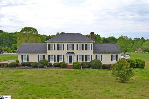 211 Mountain Crest Drive