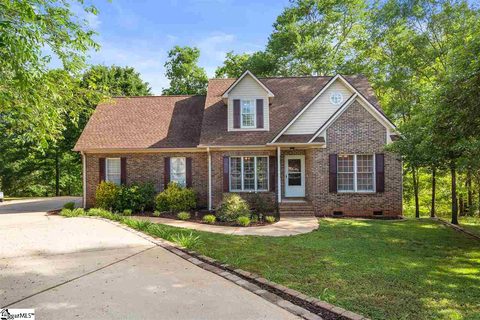 176 Berrys Pond Drive sold home in Berry'S Pond, Duncan, SC