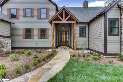 207 Mountain Edge Court sold home in Mountain Edge, Greenville, SC