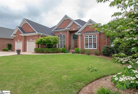 104 Clairewood Court
