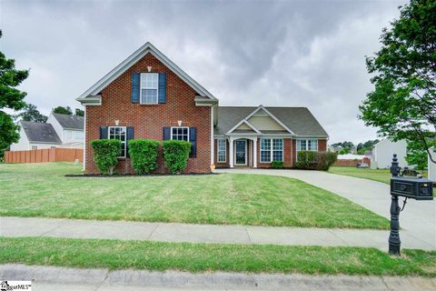 104 Pennine Drive