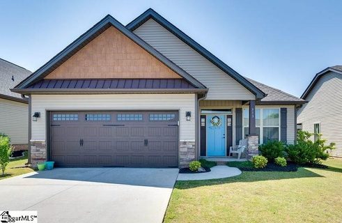 313 Stallion Road
