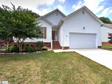 8 Colombard Court sold home in Vineyard At Planters Row, Mauldin, SC