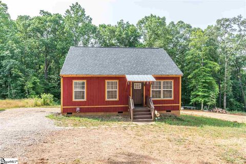 73 Lyle Drive sold home in Peace Haven, Taylors, SC