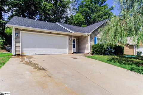 19 Dill Creek Court sold home in Dill Creek Crossing, Greer, SC