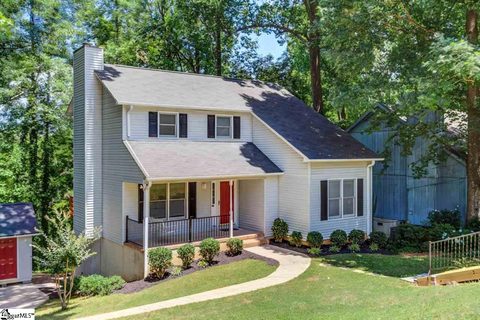 121 Bradley Boulevard