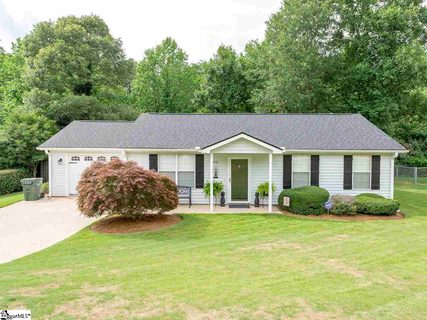 416 Maplewood Circle