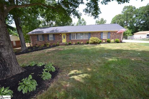428 Ridgeview Drive