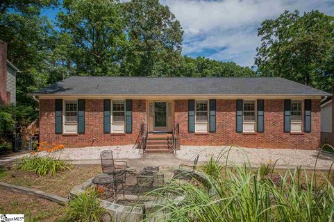 7 E Woodburn Drive