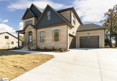 136 Enclave Drive sold home in Enclave At Willow Creek, Greer, SC