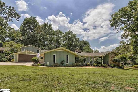 400 Clarendon Drive