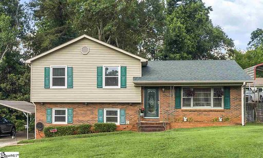 204 Fieldcrest Lane