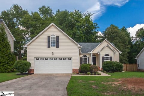 114 Golden Crest Court sold home in Vineyard At Planters Row, Mauldin, SC