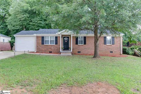 4 Blossom Drive sold home in Kennedy Park, Greenville, SC