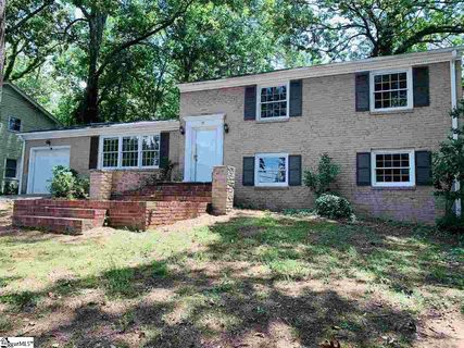 11 Pine Creek Court