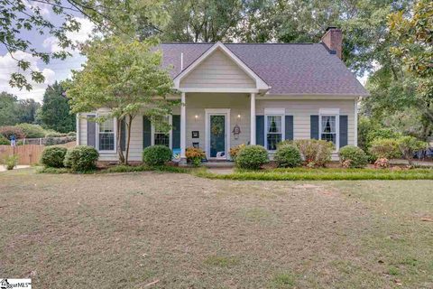 102 Crowndale Drive