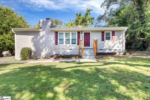 16 Maxie Avenue sold home in Cochran Heights, Greenville, SC
