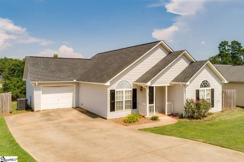 18 Yakutata Drive sold home in Oak Knoll, Greenville, SC