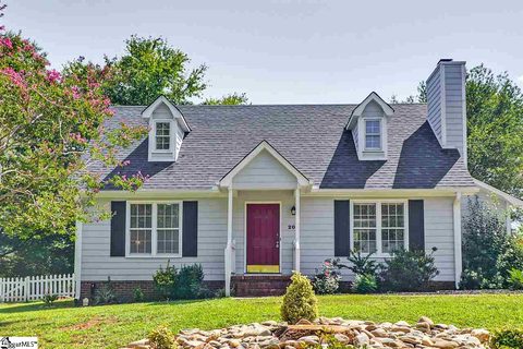 207 Polo Drive sold home in Wedgefield, Simpsonville, SC