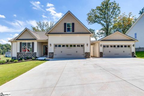 3 Alice Kelley Court sold home in Kelley Farms, Travelers Rest, SC