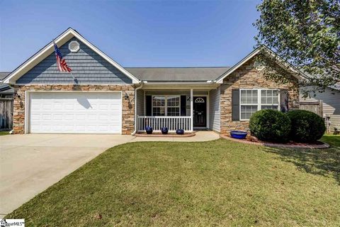 324 Rivers Edge Circle