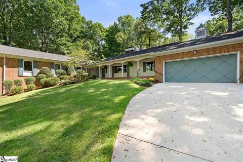 218 Sweetbriar Road sold home in Lake Forest Heights, Greenville, SC