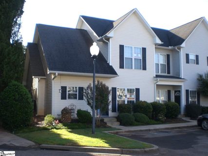 18 Ridgestone Circle