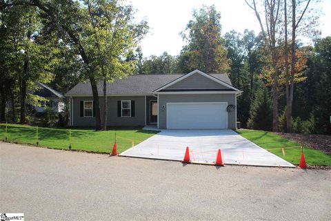 24 Wildberry Way sold home in Oakwood Place, Travelers Rest, SC