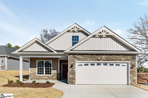 105 Falcons Landing sold home in Falcons Landing, Anderson, SC