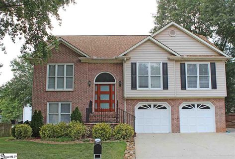 14 Stone River Way
