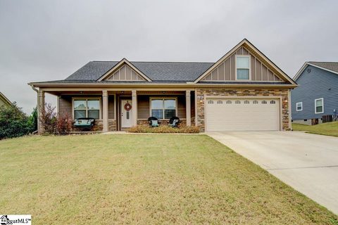 8 Lebanon Court sold home in Flagstone Village, Greer, SC