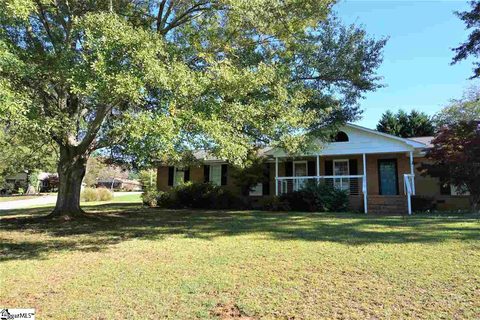 401 Robinall Drive