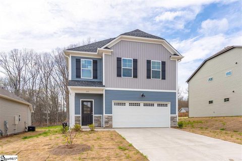 105 Mitford Way