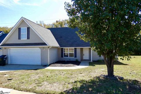 106 Lauren Wood Circle