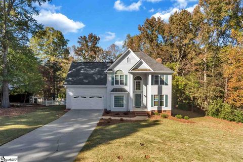 201 Circle Slope Drive